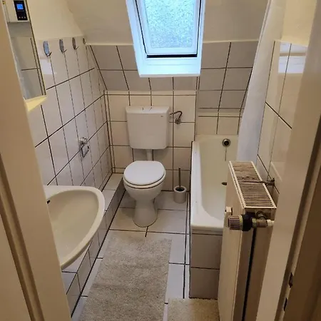 Hammer Apartment *