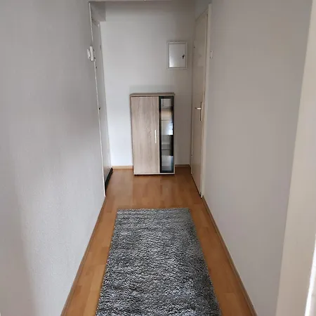 Hammer Apartment *