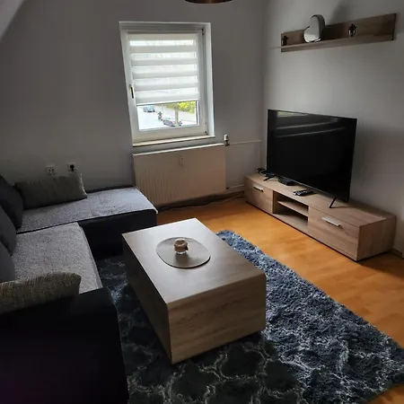 Apartment Hammer *